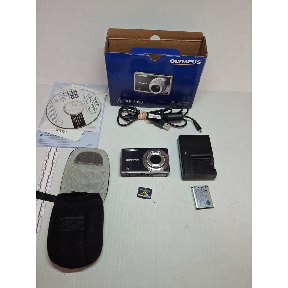 Olympus FE-5020 12MP Digital Camera Gray W/ Battery, Charger, case, cords Tested